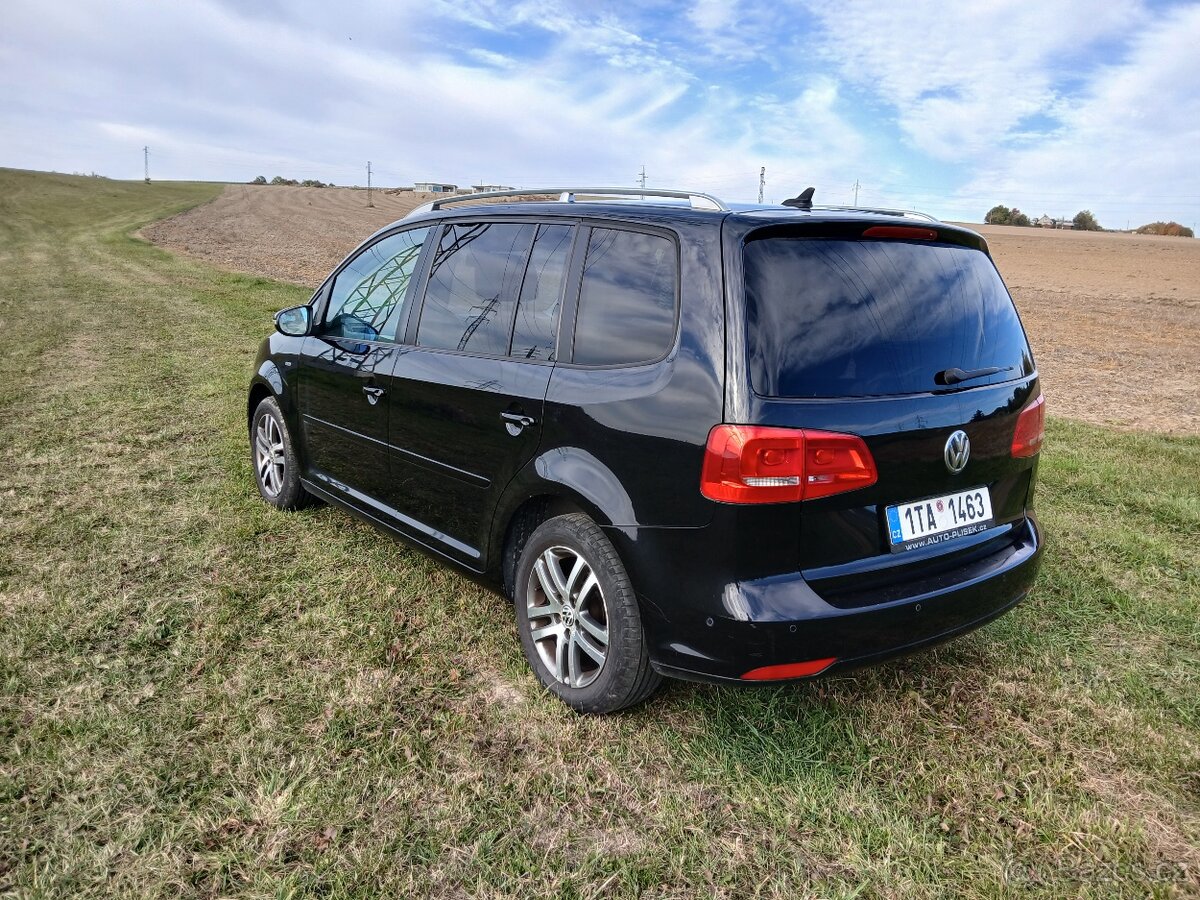 VW Touran 1.6 TDi - 8