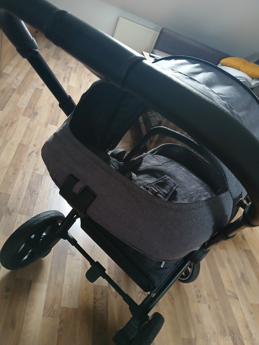 Kočárek Muuvo Quick - 8
