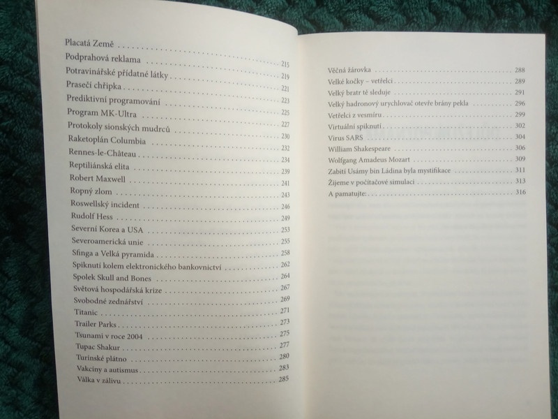 KONSPIRAČNÍ TEORIE 3X KNIHY - 8