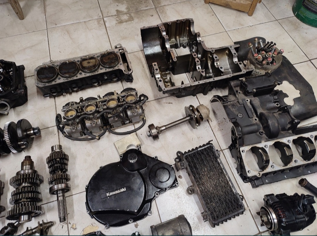 díly kawasaki zzr 1100 zzr1100 - 8