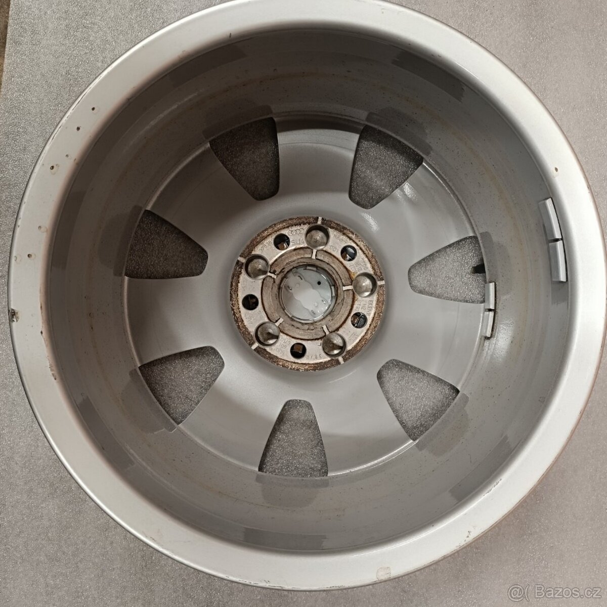 Originální alu kola na Audi Q3, 6,5Jx16 , ET33 - 8