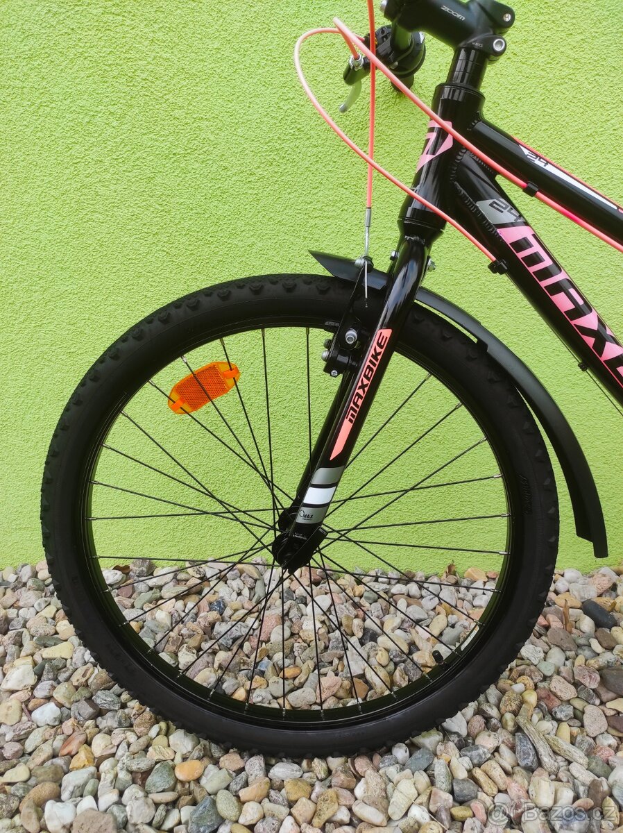 Značkové dětské kolo MAXBIKE 24" (černá/růžová) - 8
