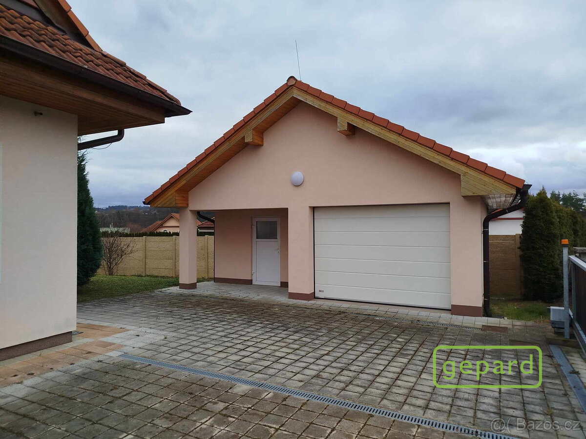 Velký luxusní RD, Římov u ČB - 8