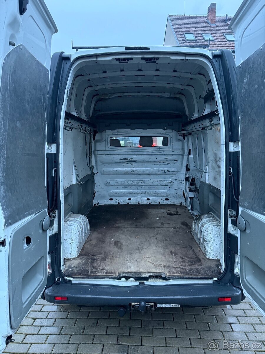 Renault Trafic - 8