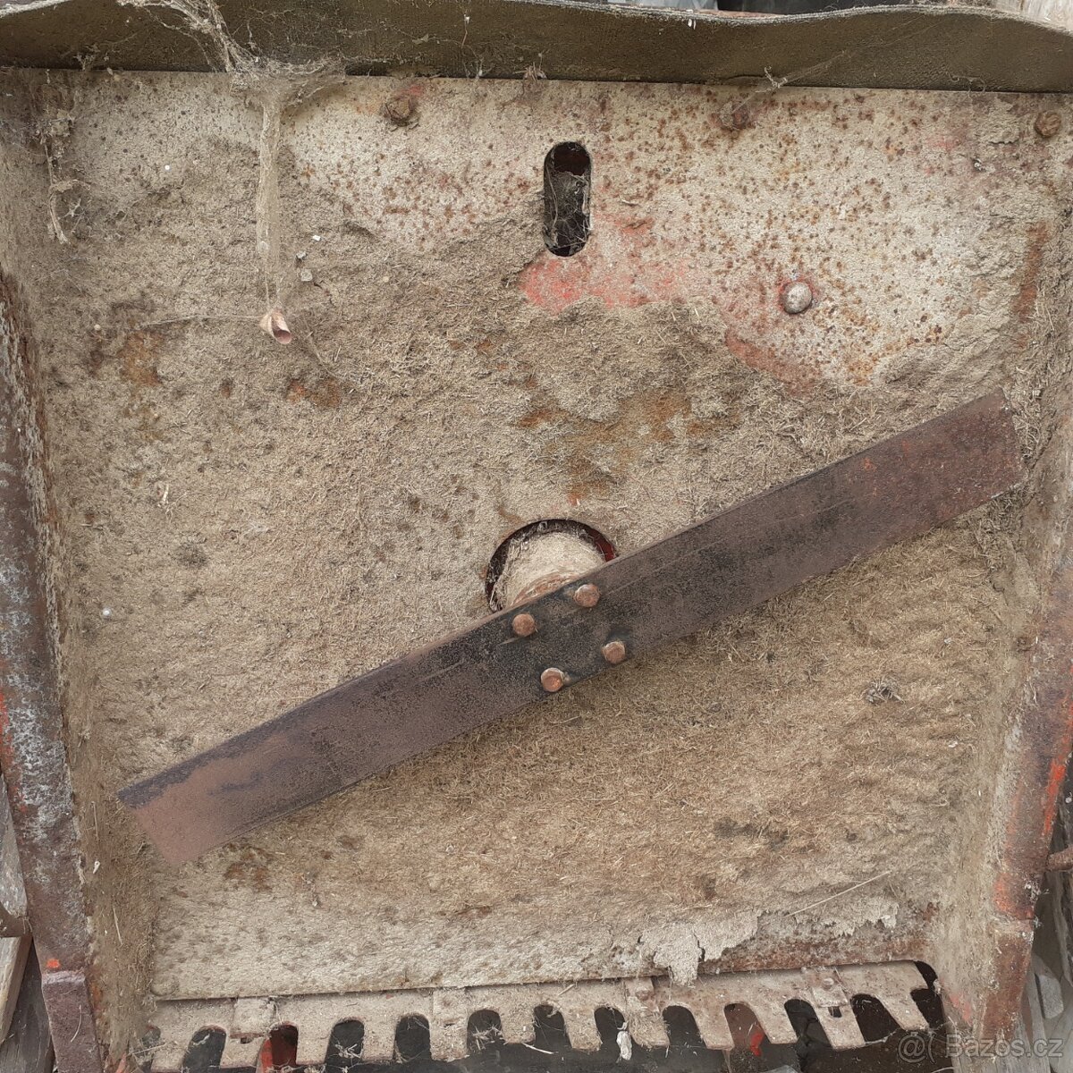 MF70 sekačka, obracák, mulčer - 8