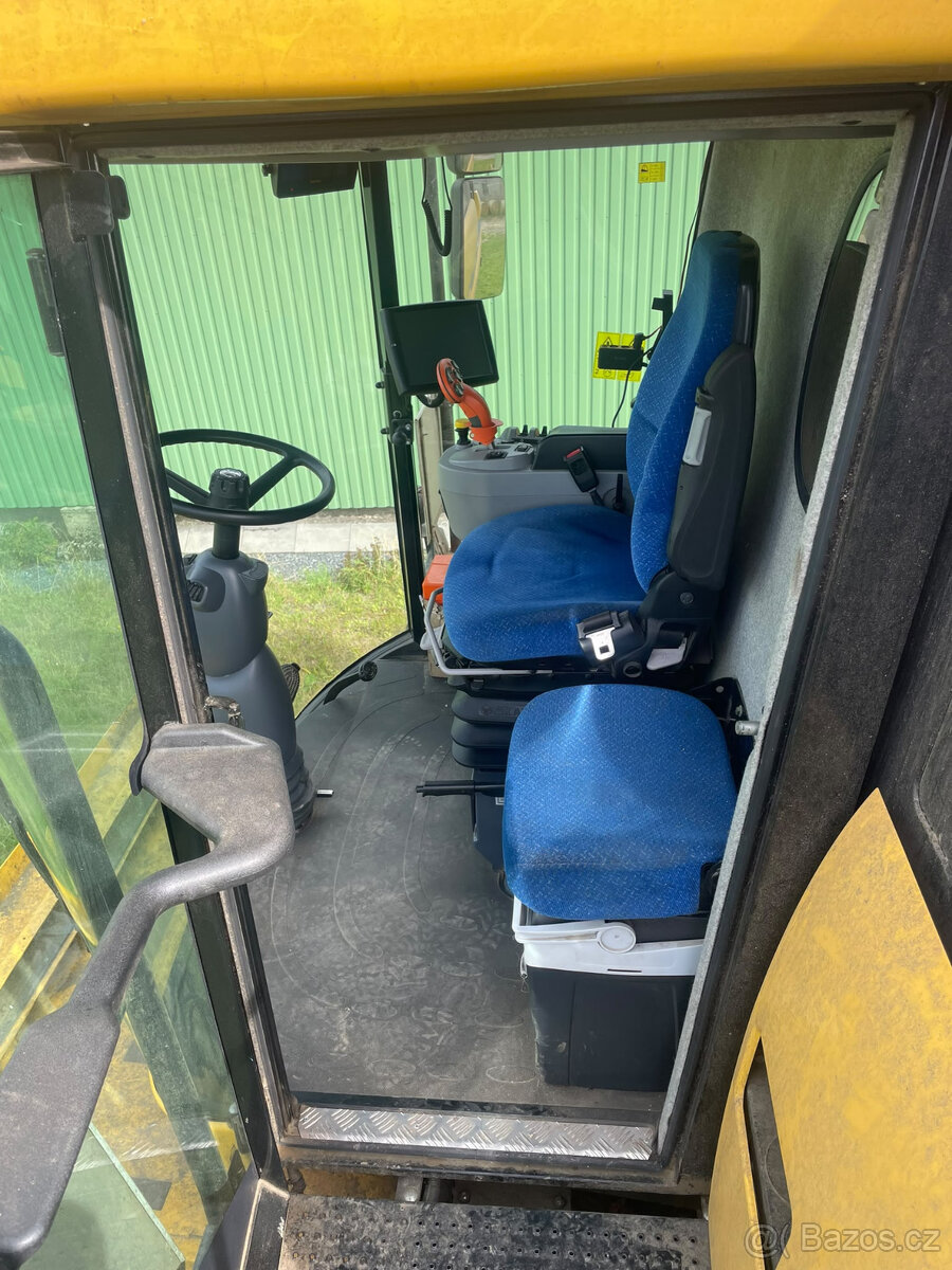 new holland CX6080 - 8