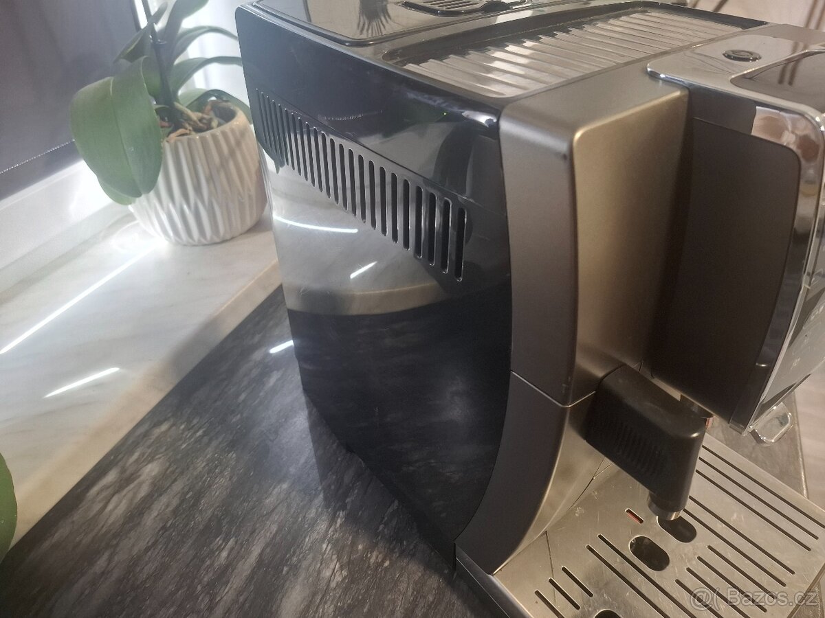 Kávovar DeLobghi Dinamica Plus - 8