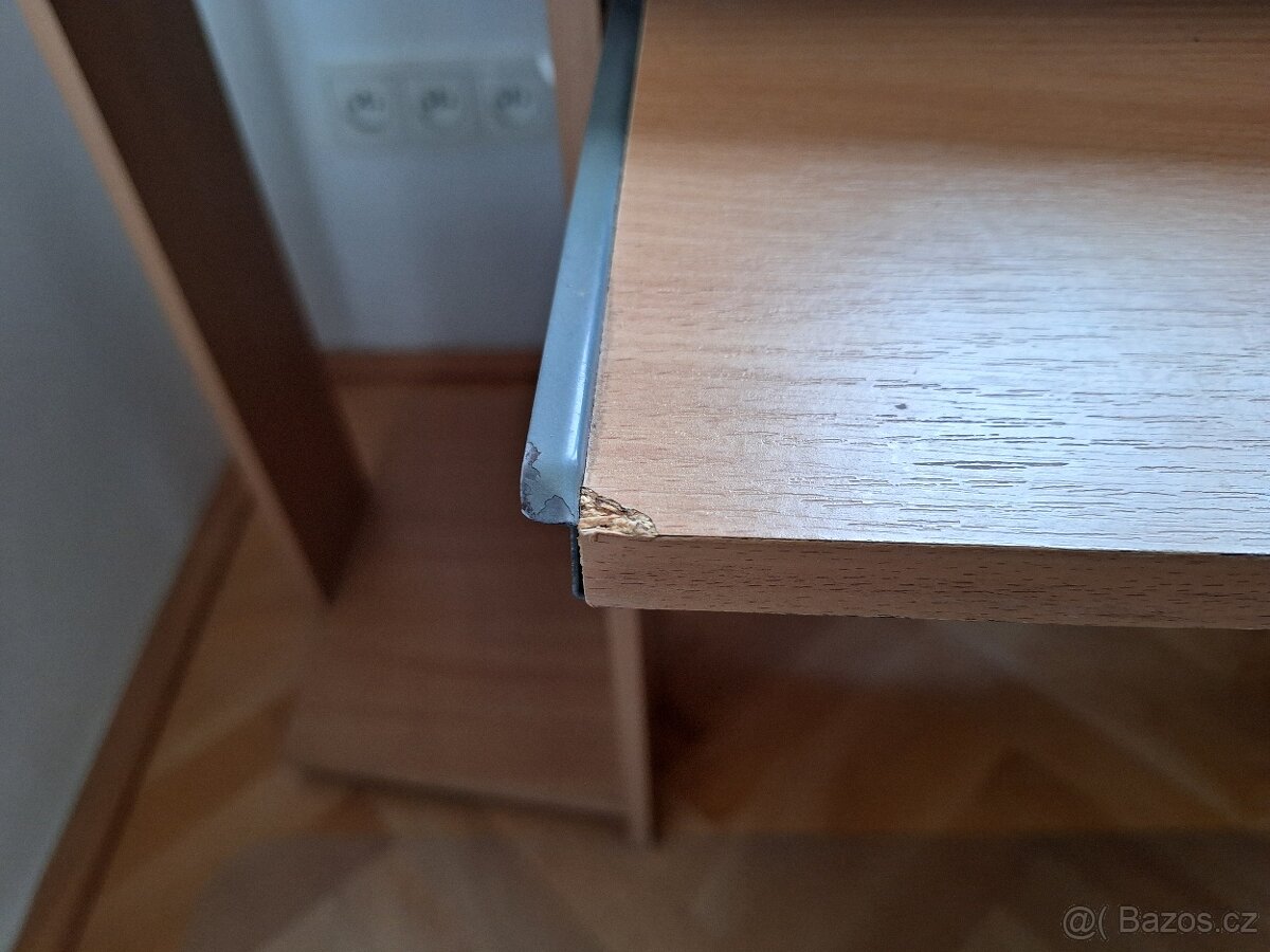 Pracovní počítačový stůl - 8