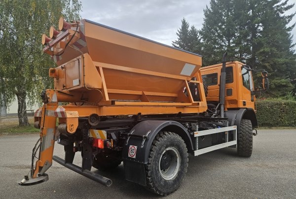 4x4 sypač Iveco 13.5t radlice hák kontejner - 8