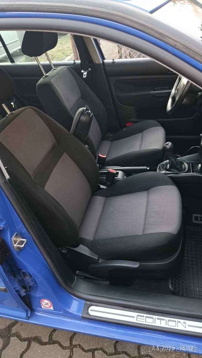 VW Golf Variant 1.6 16V - 8