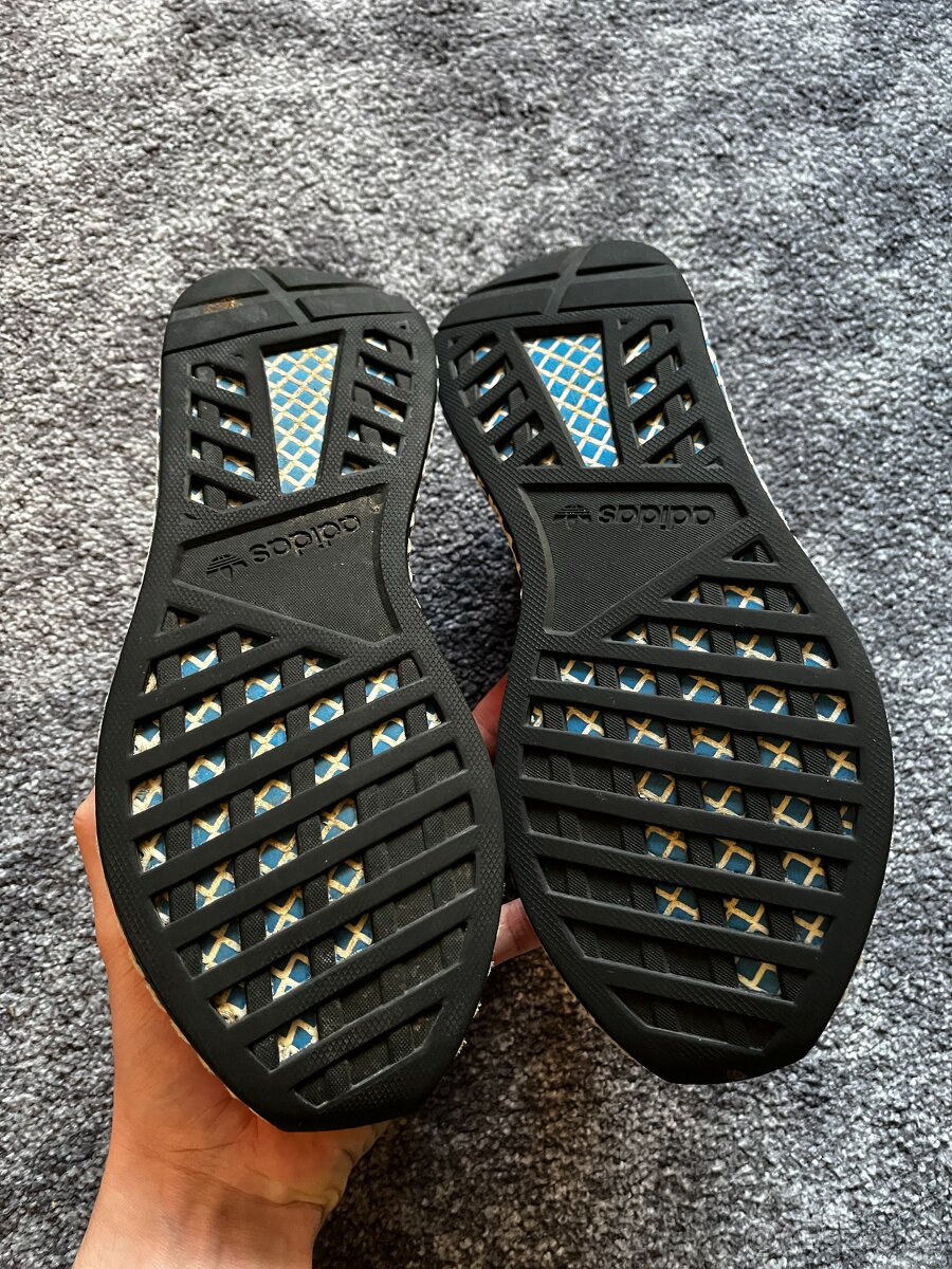 adidas Deerupt Runner. Velikost 42. - 8