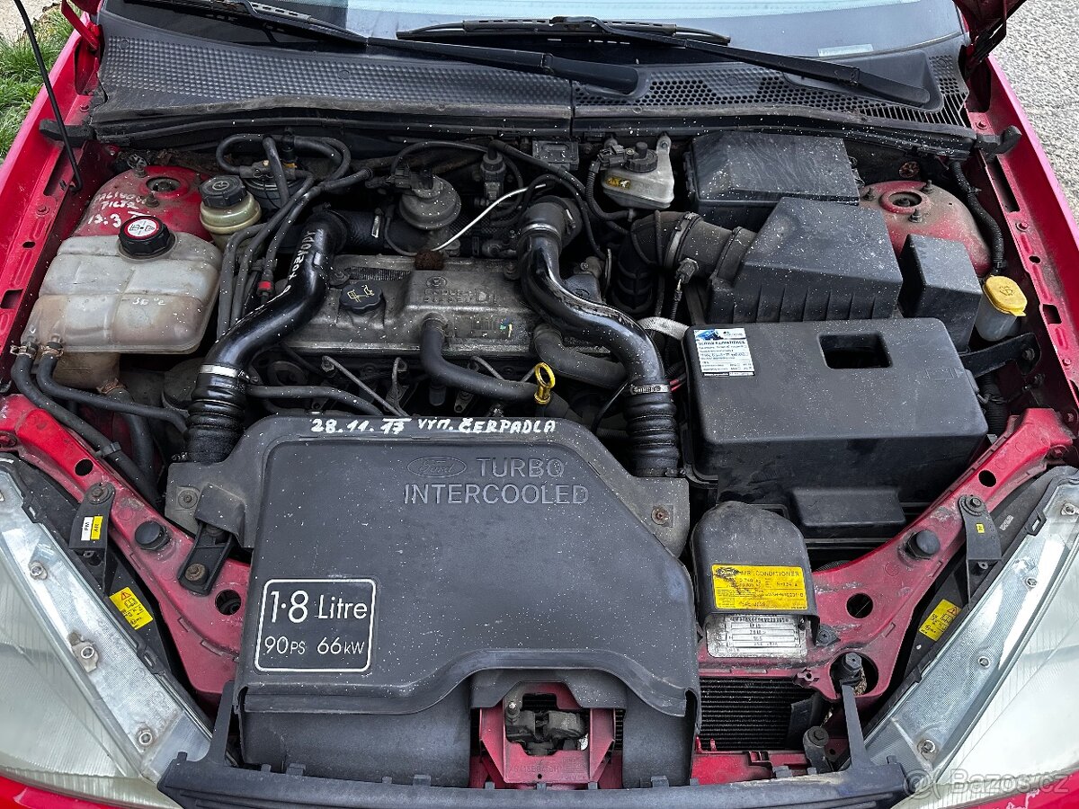 Ford Focus 2000 1.8 TDCI - 8