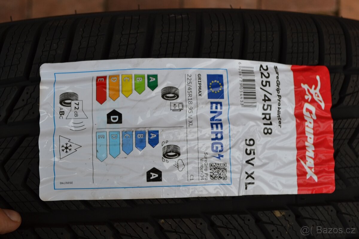 5x112 R18 Zimní sada Originál Škoda Octavia 4 + 225/45 R18 - 8