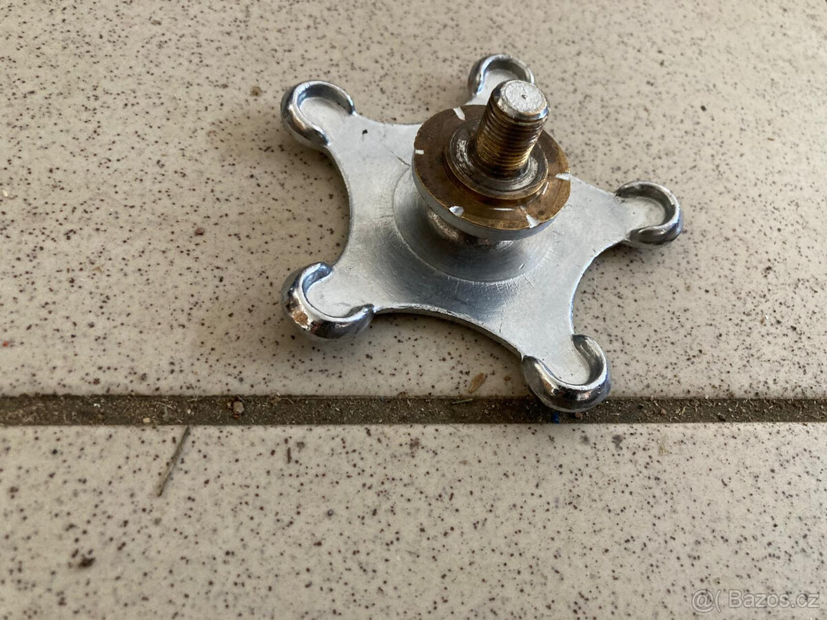 JAWA Speciál - kastlík - matice - hvězda - kolena - výfuk - 8