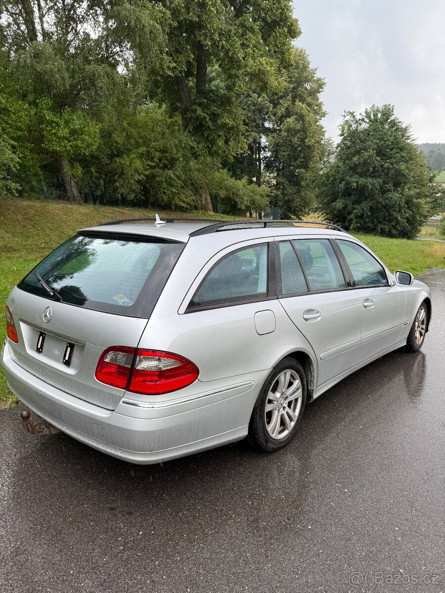 Mercedes benz E211 facelift 220cdi - 8