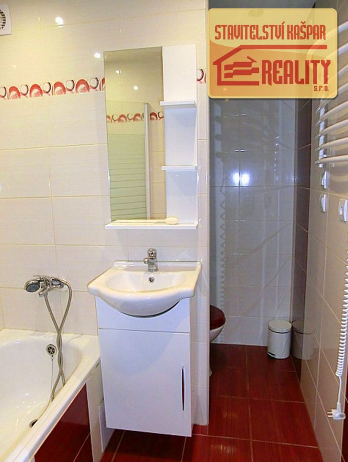 Pronájem, byt 1+kk, Hradec Králové, ul. Třída Edvarda Beneše - 8