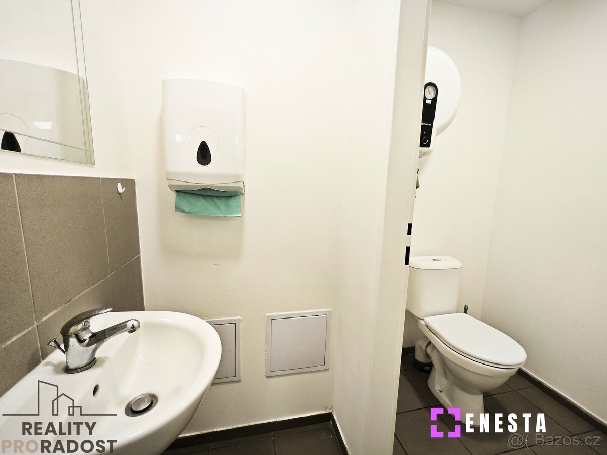 Variabilní skladové prostory v obci Tursko - 8