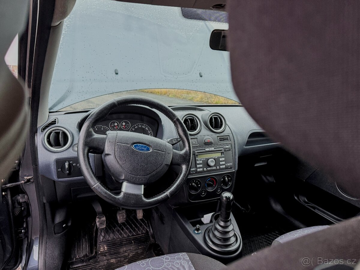 Ford Fiesta 1.3 51 kW, 2006 – pojízdná, STK 12.2025 - 8