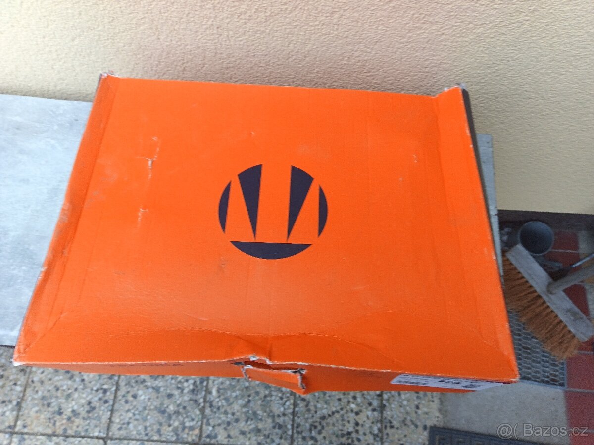 Lyžáky zn. HEAD stélka 31 cm. - 8