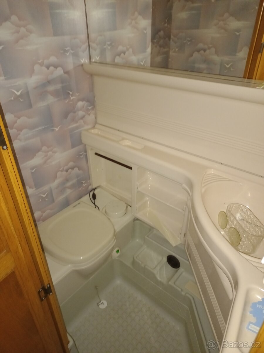 Obytný přívěs Hobby Prestige - 8