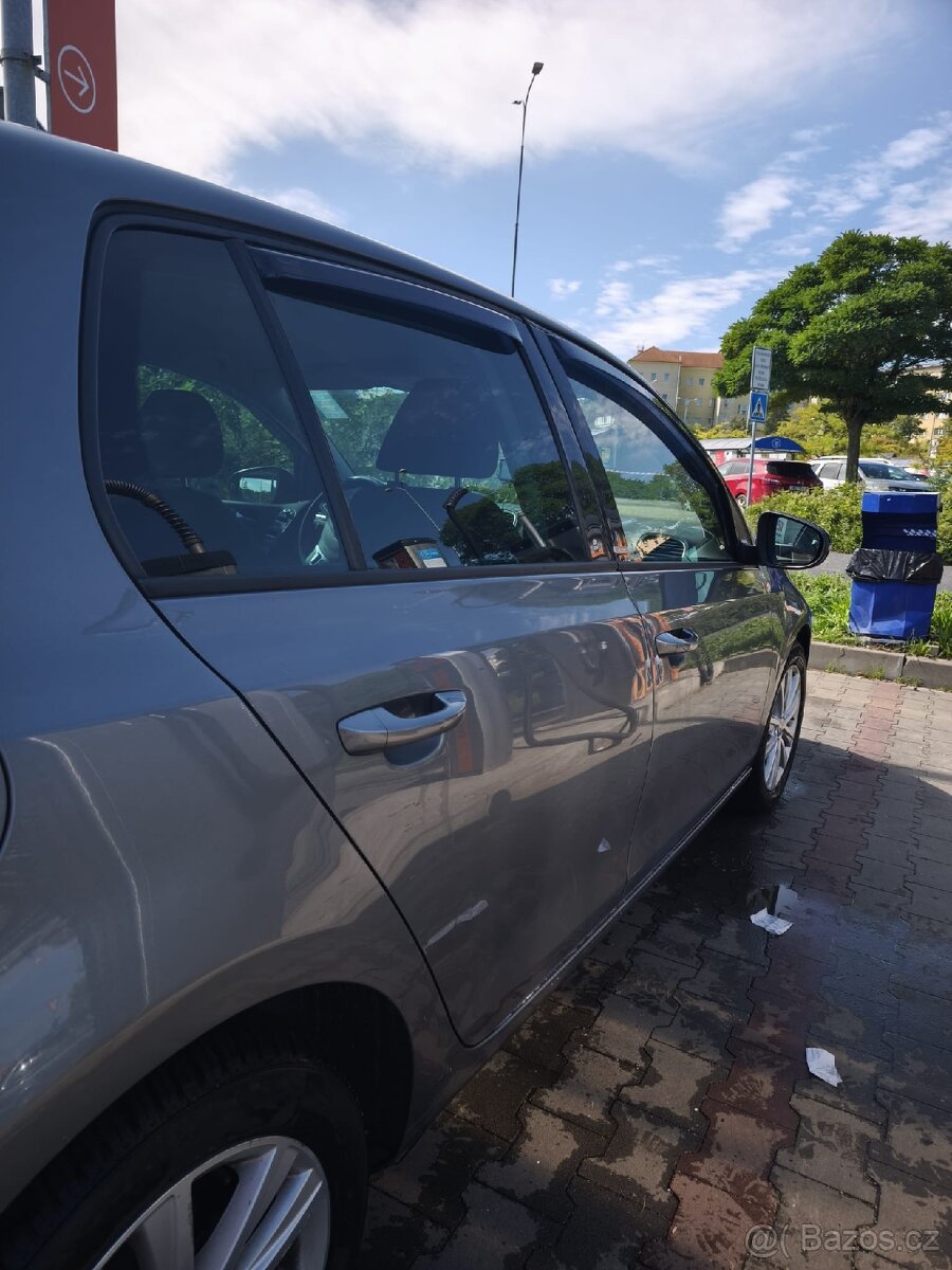 Automobil VW Golf - 8