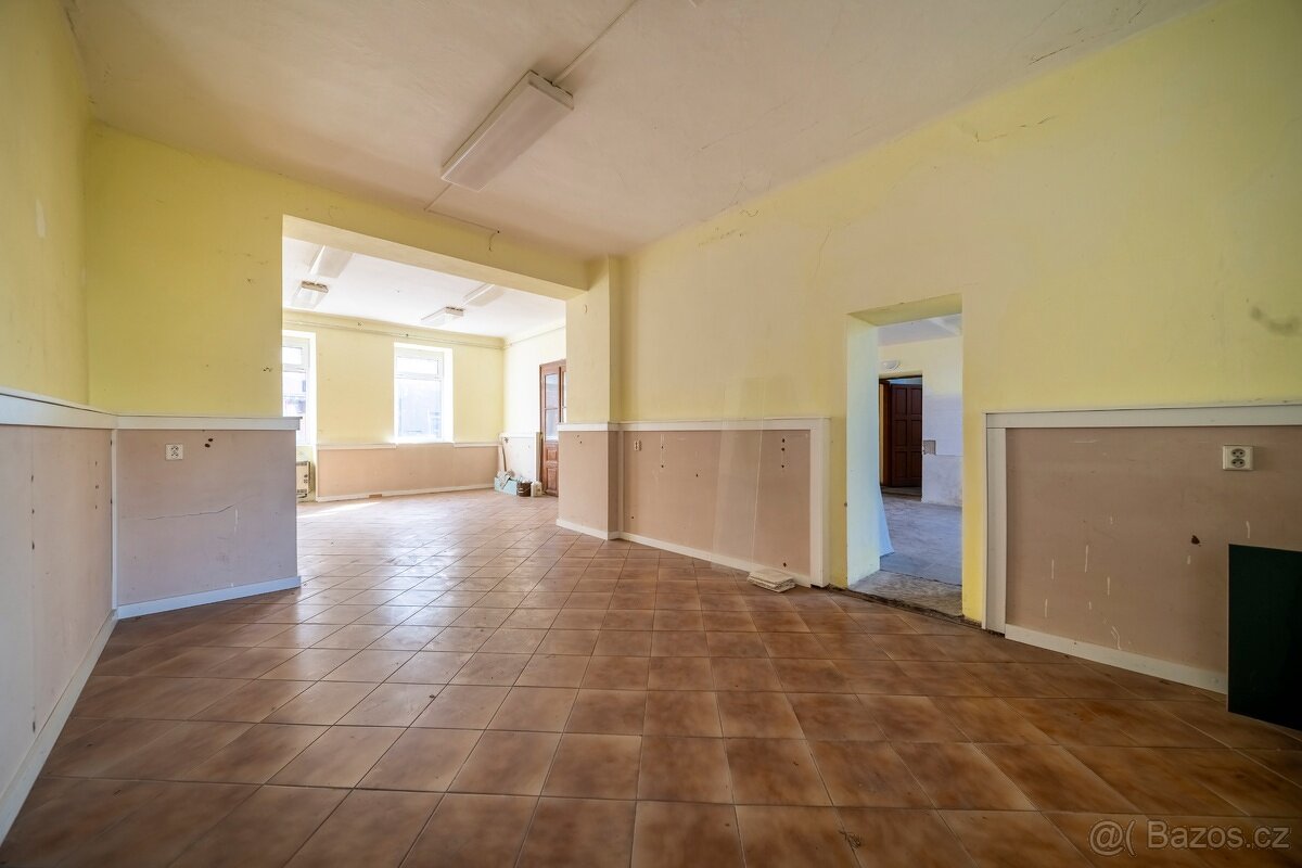 Rodinný dům 4+1, Bojkovice, pozemek 499m2 - 8