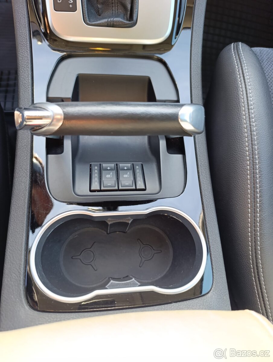 Ford GALAXY,2.0TDCi,2013,7míst,serv.k,TITANIUM,tažné,záruka - 8