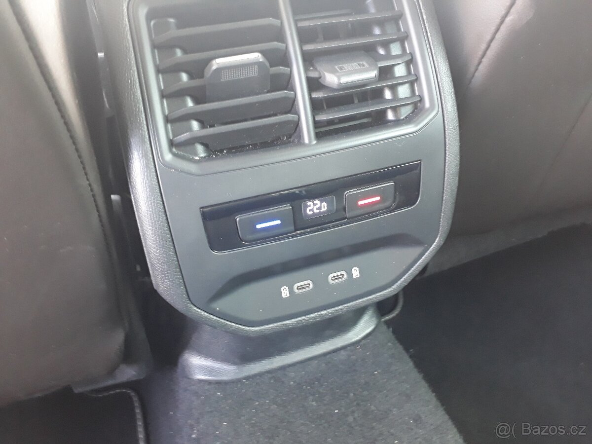 Seat Leon combi 2.0TDI 110kw DSG nový model - 8