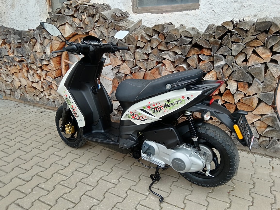 PIAGGIO TYPHOON 125 - 8