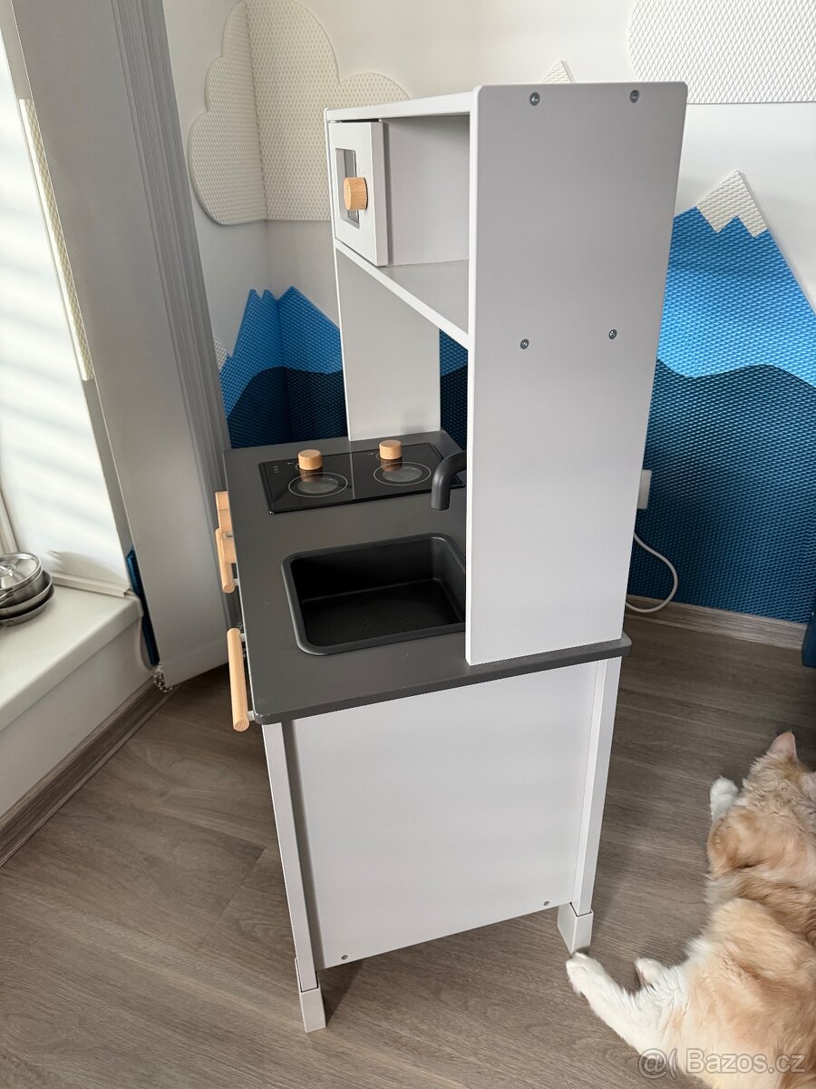Dětská kuchyňka IKEA SILLTRUT - skvělý stav - 8
