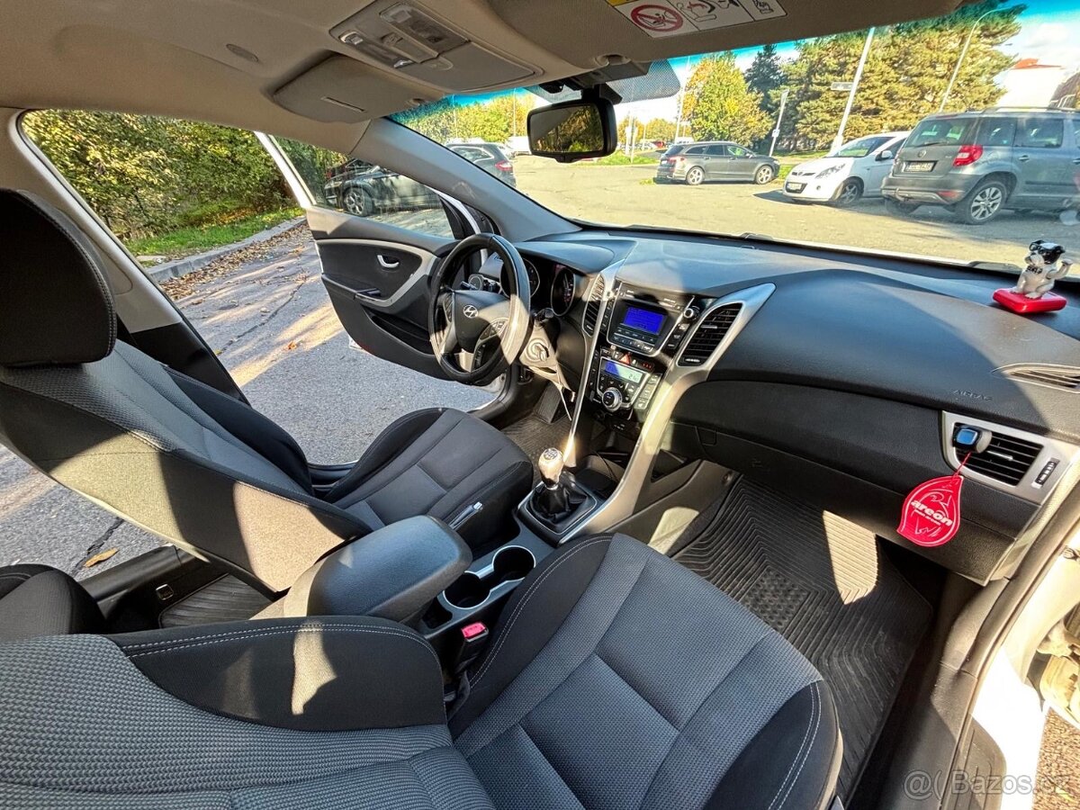 Hyundai i30, 1.6 TDI - 8