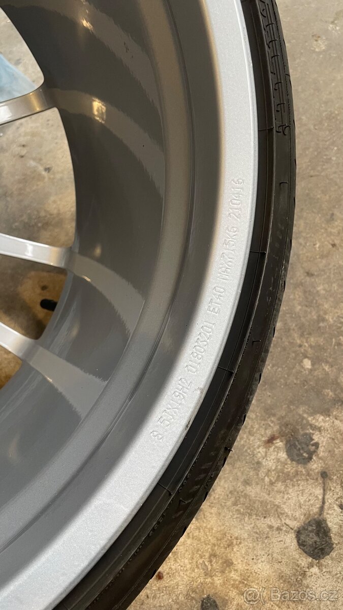 OZ Ultraleggera R19 - 8