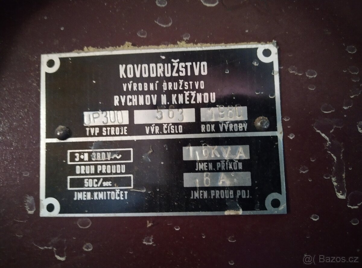 Formátovací pila UP300 - 8