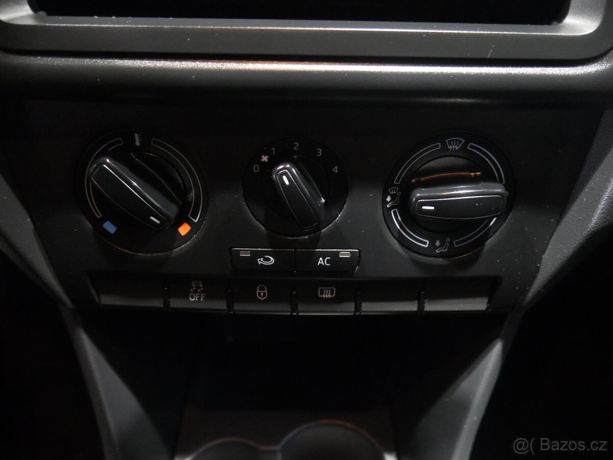 Škoda Rapid 1.2 TSI , 63 kW benzín, 2012 - 8