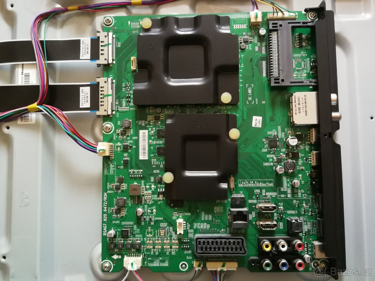 TV Hisense H65M7000 na ND, prasklý displej - 8