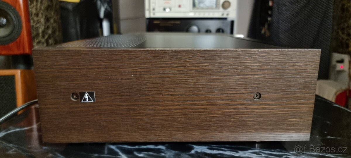 MITSUBISHI HS-U80: S-VHS, 6 Hlavé. - 8