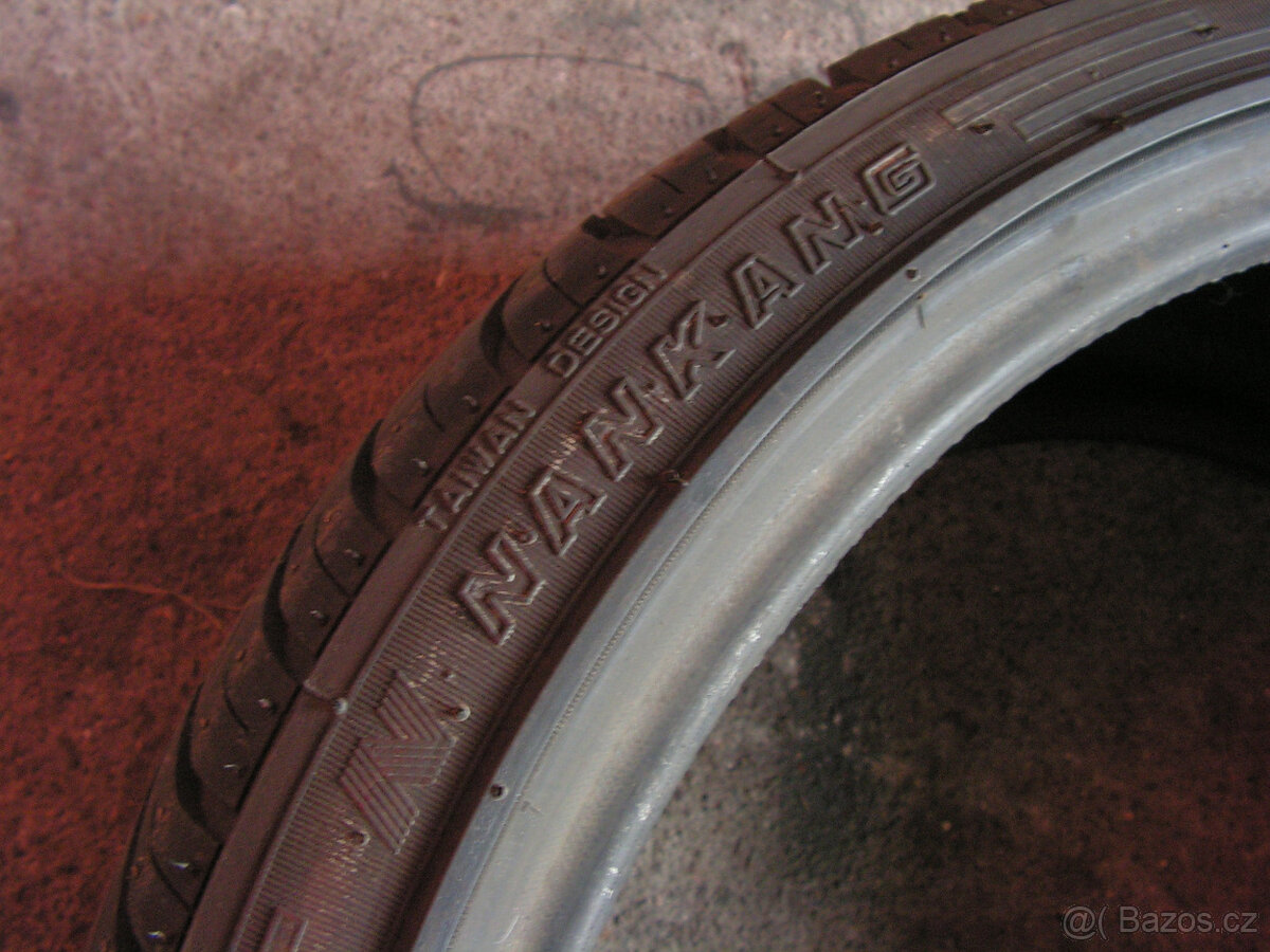 Letní pneu 255x35x20 2ks - 8