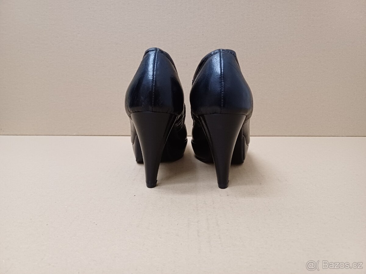 Černé lodičky na platformě vel.36 - 8
