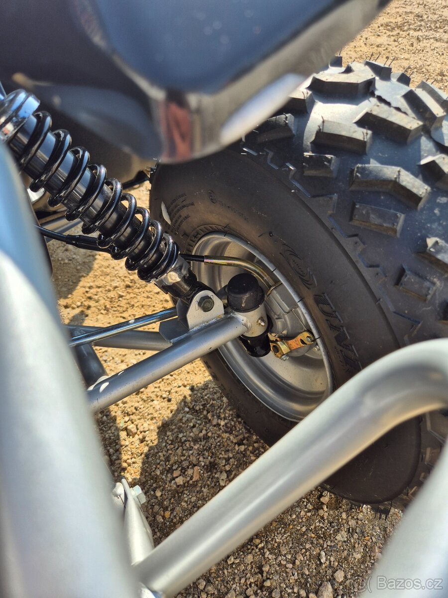 Prodám dětskou čtyřkolku - 8