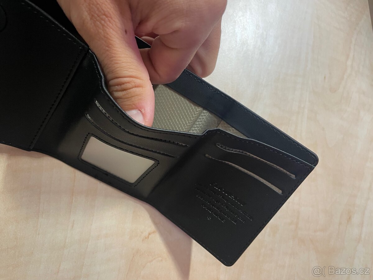 Peněženka MAGSAFE - 8