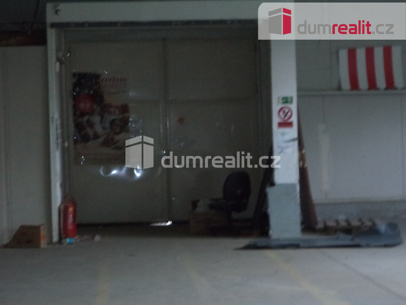 Pronájem haly ke komerčnímu využití o velikosti 940 m2 - 8