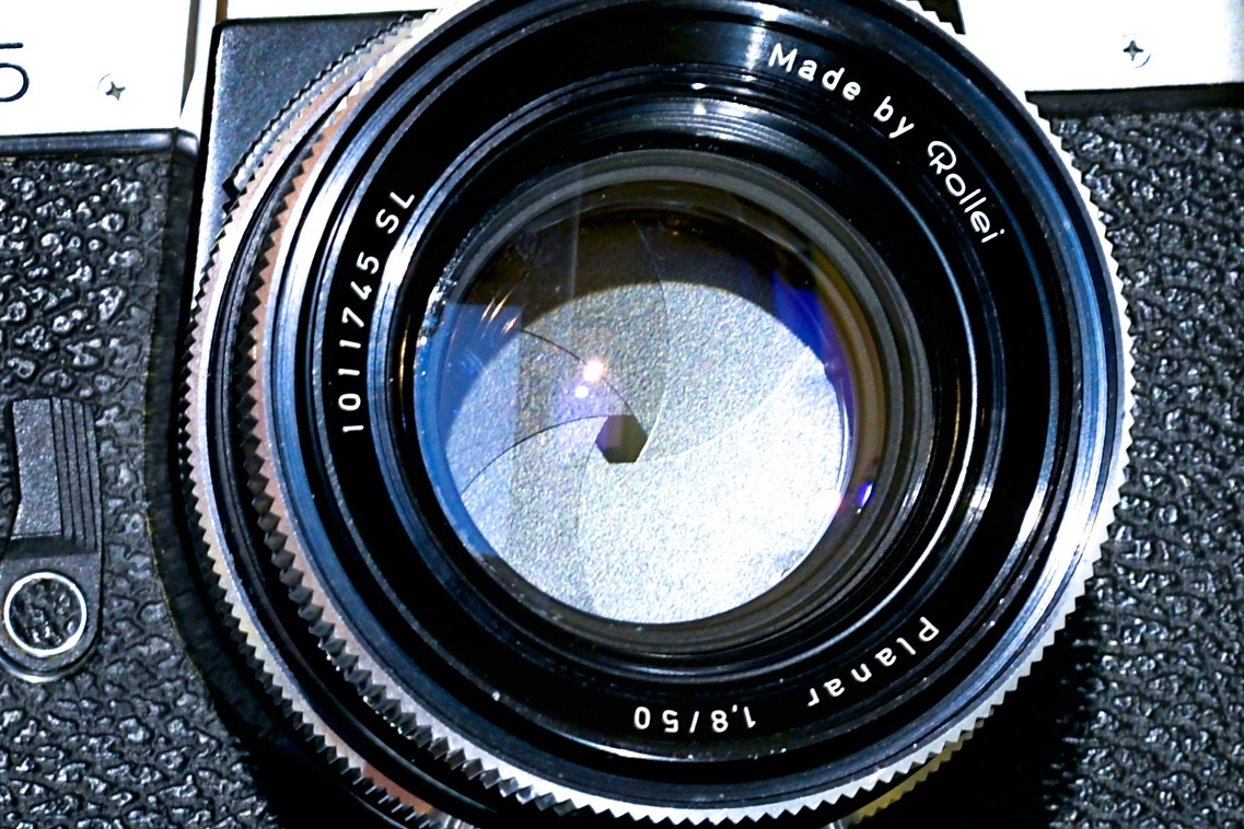 Rolleiflex SL35 + Rollei Planar 1,8/50mm - 8