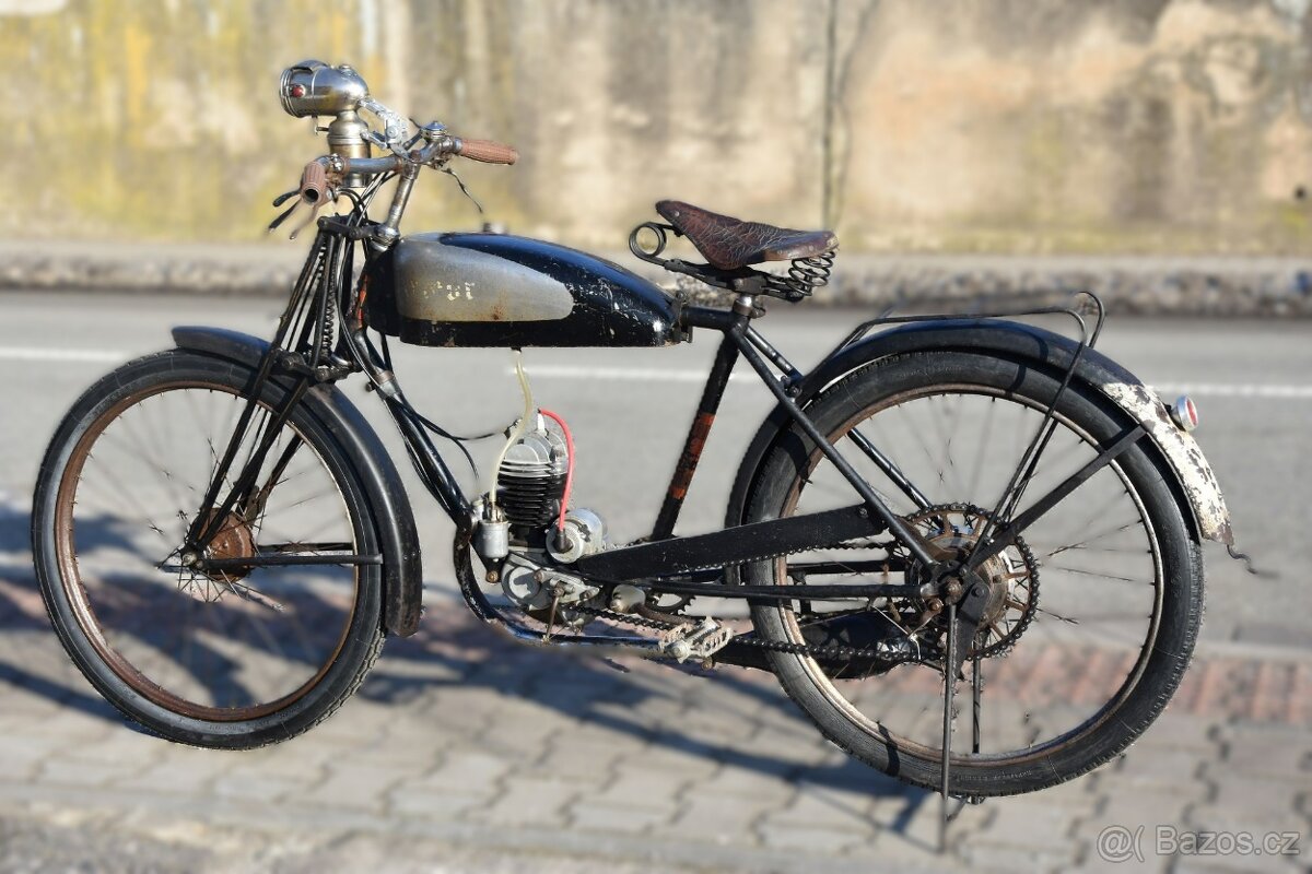 Předválečné motokolo Armor Paris - 8