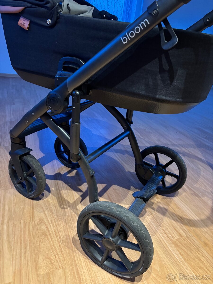 Kočárek Roan Bass Next - 8