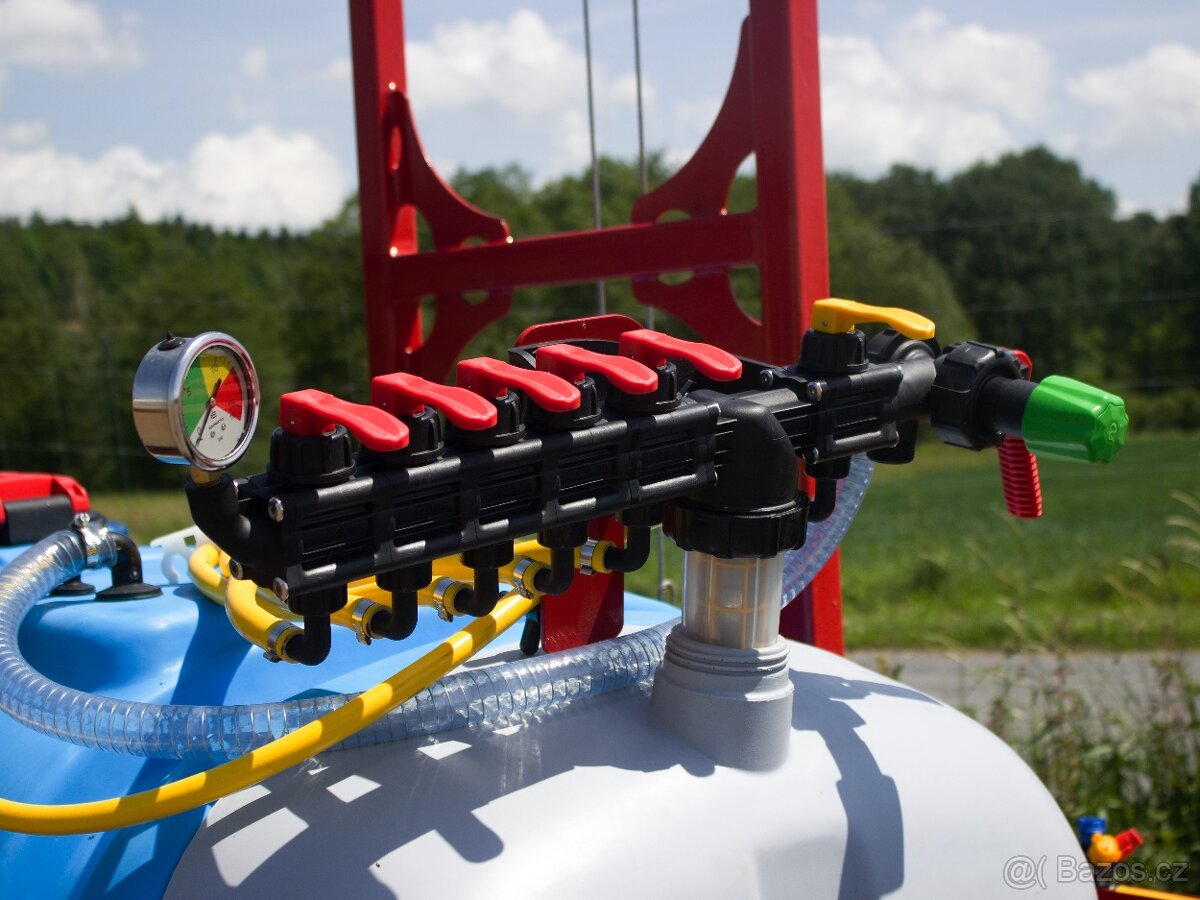 Postřikovač B 800/15 – polní postřikovač - 8