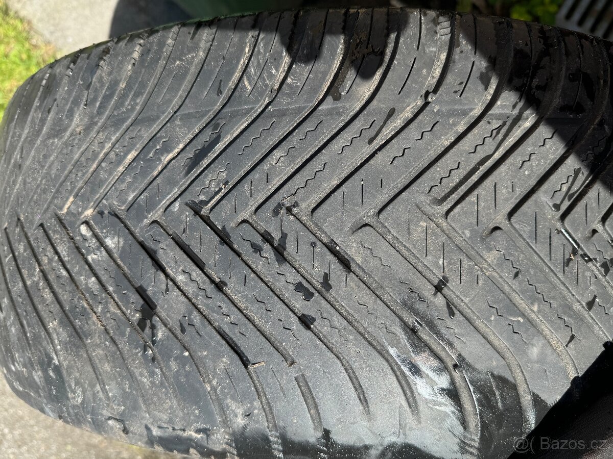 Volkswagen touareg R-LINE kola, 9Jx20H2 ET 57, 275/45 R20 - 8