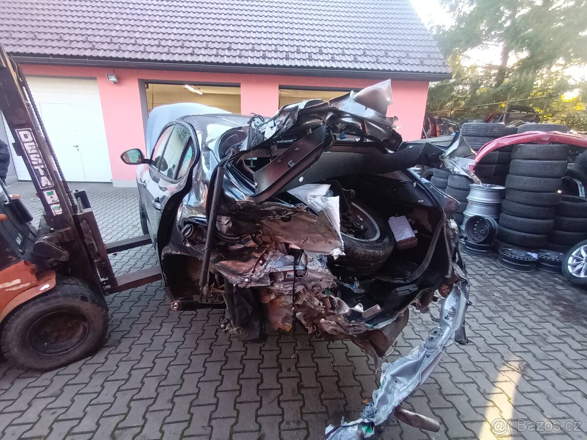 ALFA ROMEO STELVIO 2.2JTD 154KW 4X4 -DÍLY Z VOZU - 8