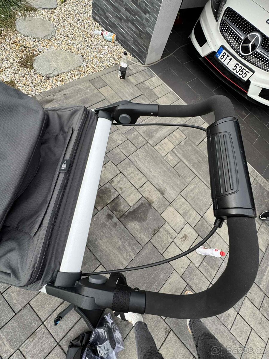 Thule Urban Glide 2 - KRASNÝ STAV - 8