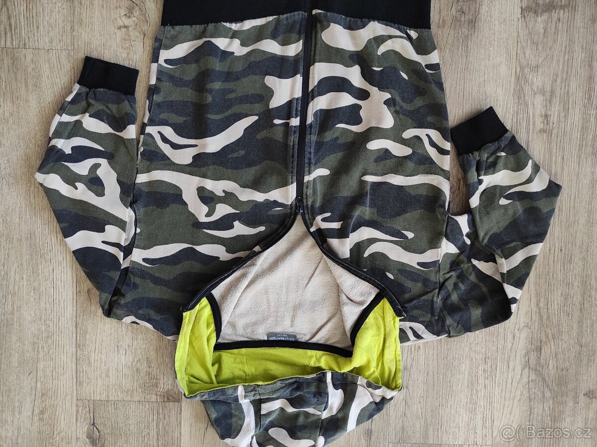 Set 2 mikina a 2 triček vel. 146/152 - 8