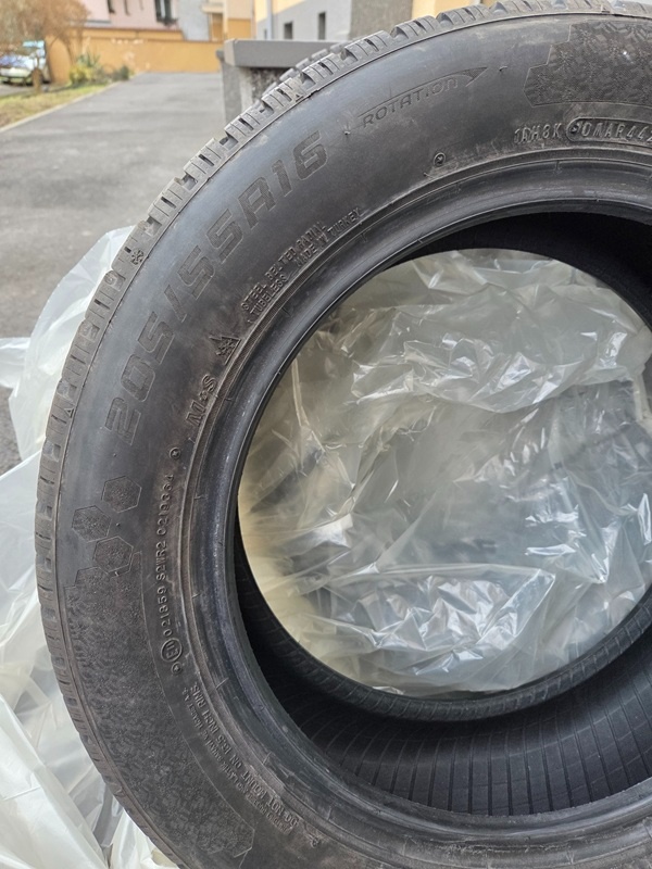 Pneu FALKEN 205/55 R 16 - 8